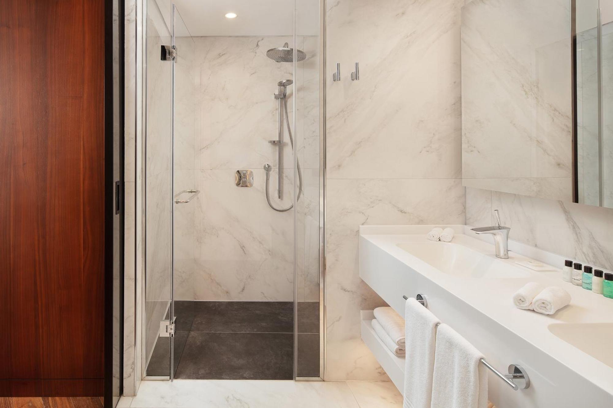 Four Points By Sheraton Istanbul Kagithane Bagian luar foto