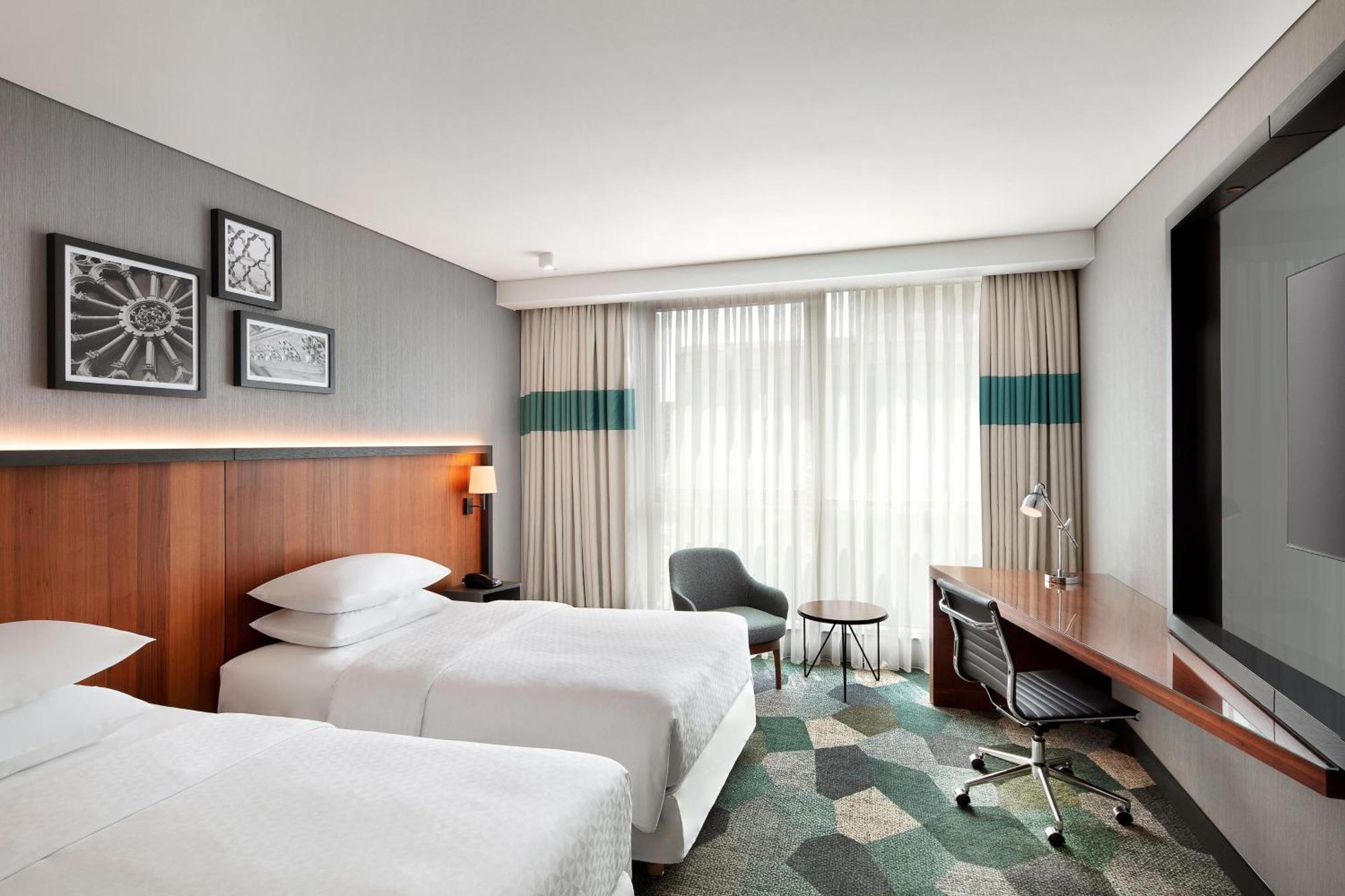 Four Points By Sheraton Istanbul Kagithane Bagian luar foto